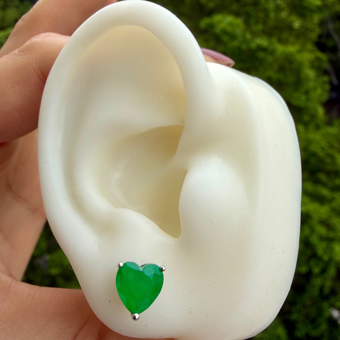Aretes Esmeralda de Laboratorio Corazón Plata 925 Rodinada