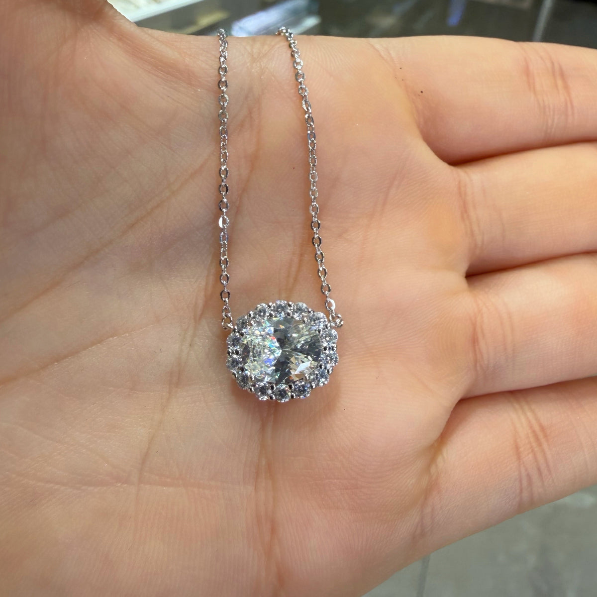 Cadena Moissanita de Laboratorio Ovalada en Plata Italiana 925