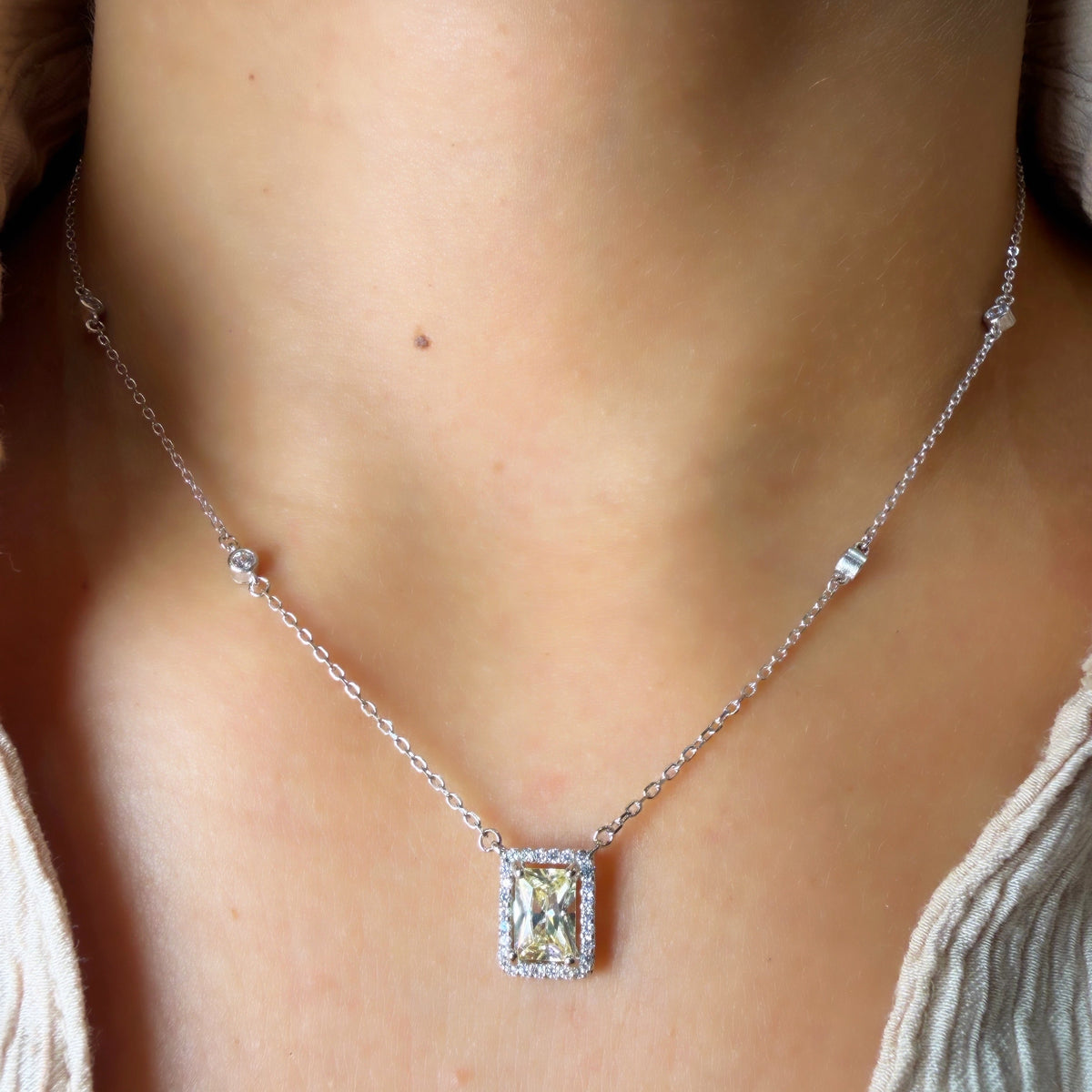 Cadena Rectangular Circón Diamante Amarillo Plata 925 Rodinada
