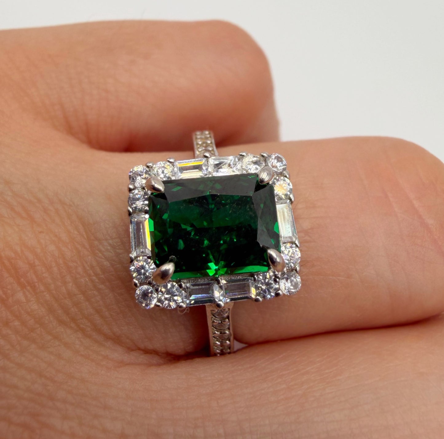 Rhodium Plated 925 Sterling Silver Ring with Emerald-Colored Rectangular Zircon
